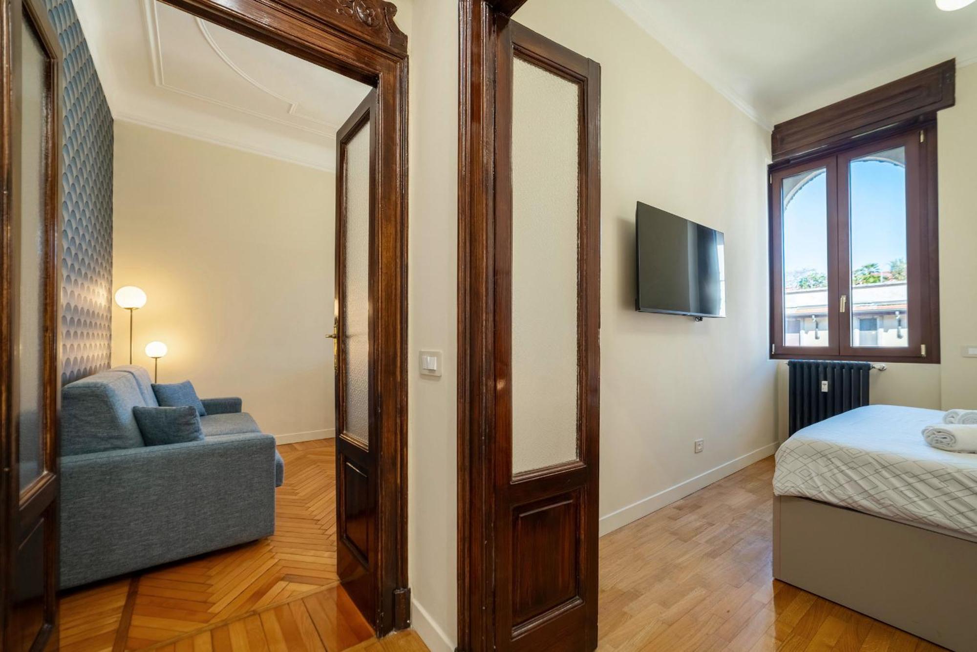 Casa Bella 16 - 8 Min To Metro, 15 Min To Lin Airport, University Area Милан Экстерьер фото