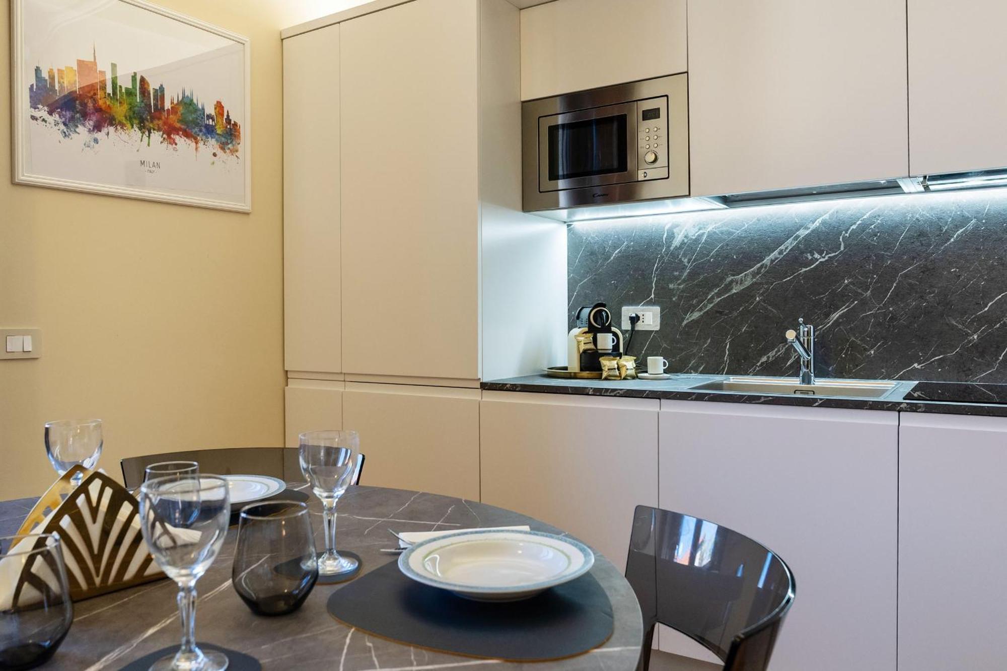 Casa Bella 16 - 8 Min To Metro, 15 Min To Lin Airport, University Area Милан Экстерьер фото